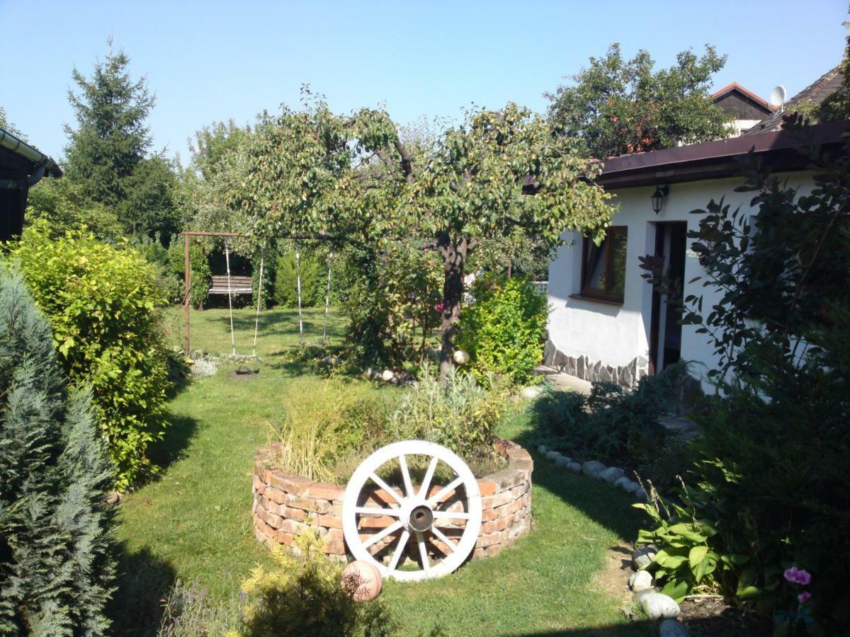Mikulas Guest House Liptovsky Mikulas Exterior foto